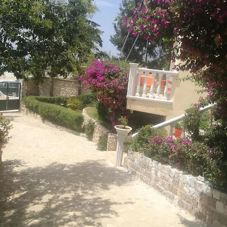 Casa Al Mare Bed & Breakfast